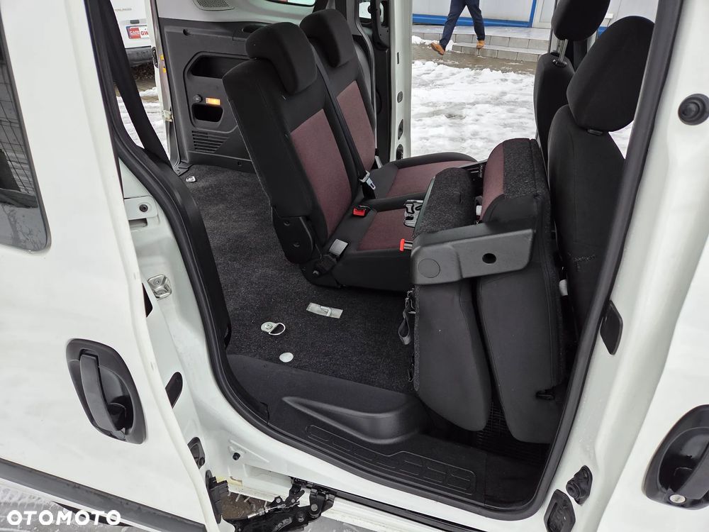 Fiat Doblo Dynamic - 28