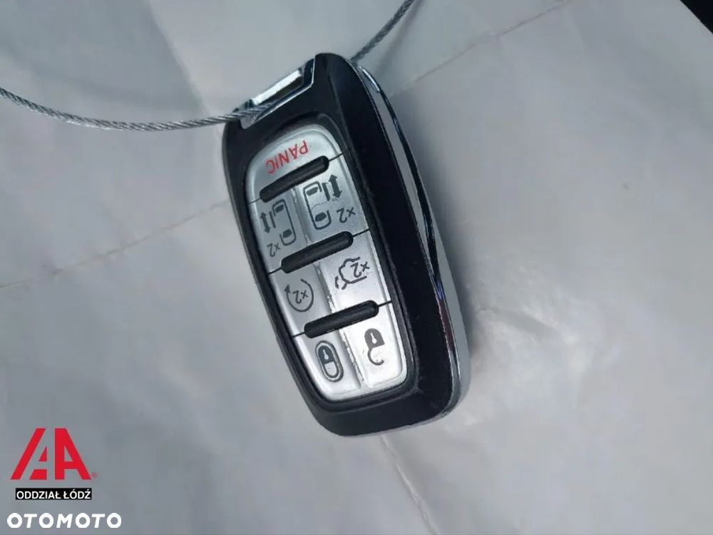 Chrysler Pacifica - 13