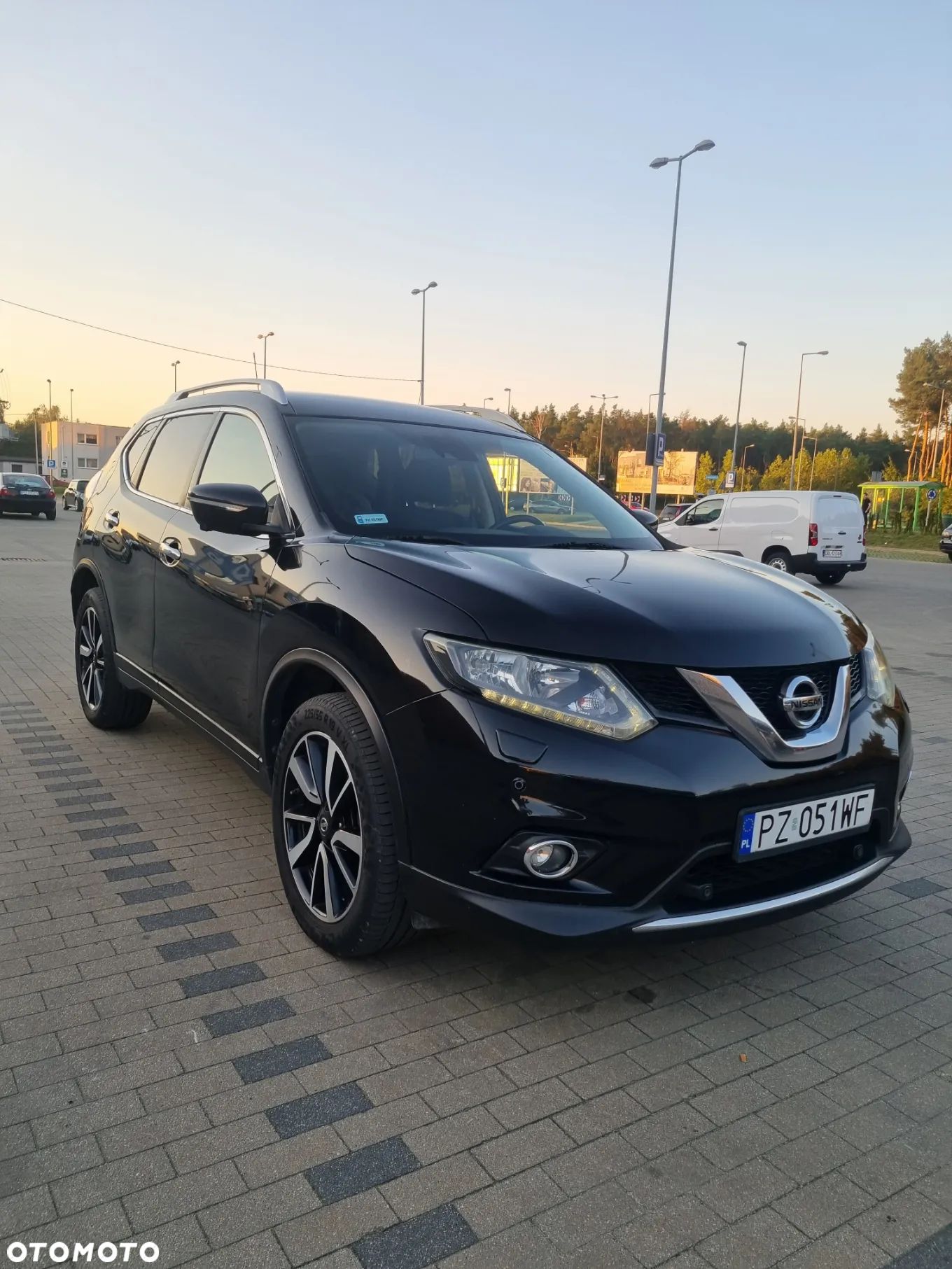 Nissan X-Trail 1.6 DCi N-Connecta 4WD EU6 - 1