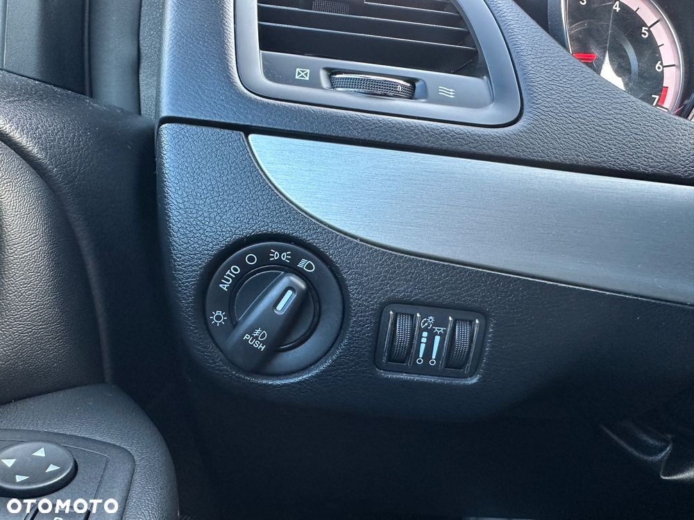 Dodge Grand Caravan 3.6 R/T - 37