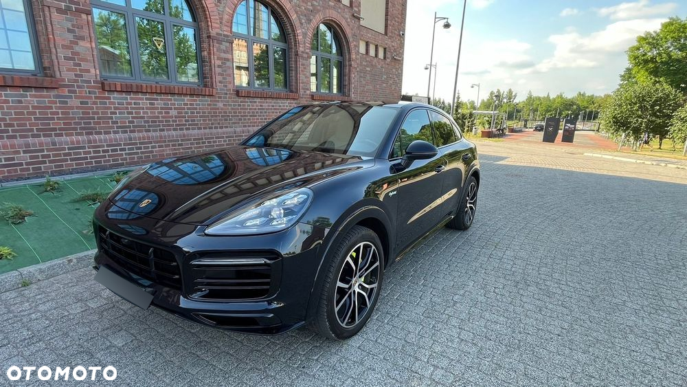 Porsche Cayenne Coupe E-Hybrid Platinum Edition - 13