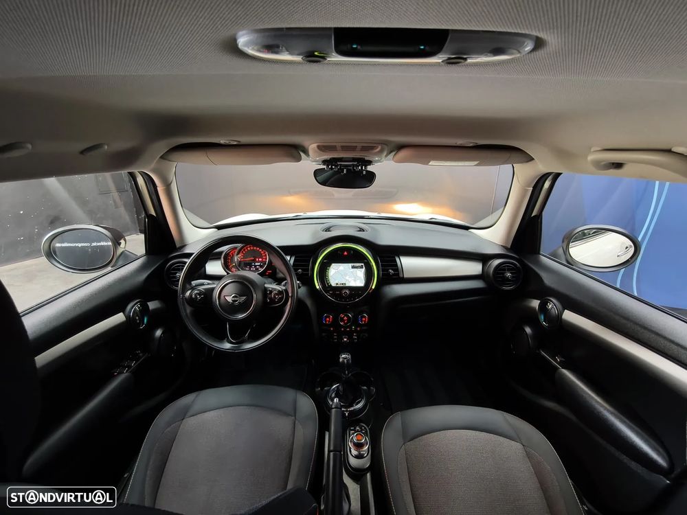 MINI 5 Portas Cooper D - 8