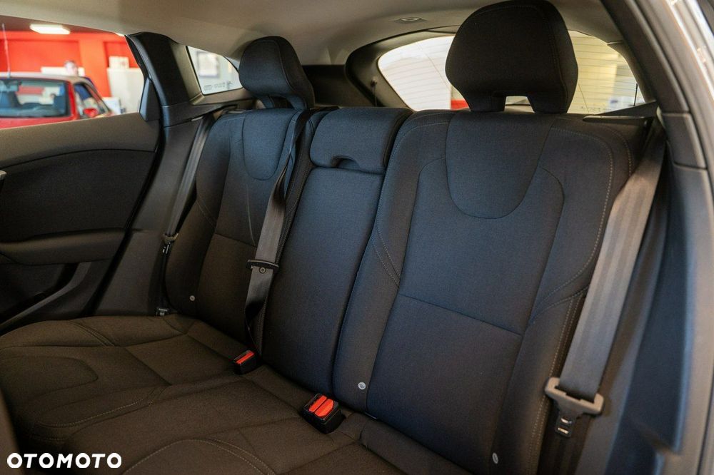 Volvo V40 - 12