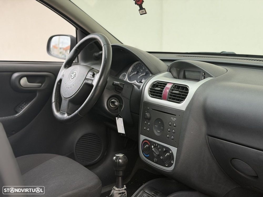Opel Corsa - 20
