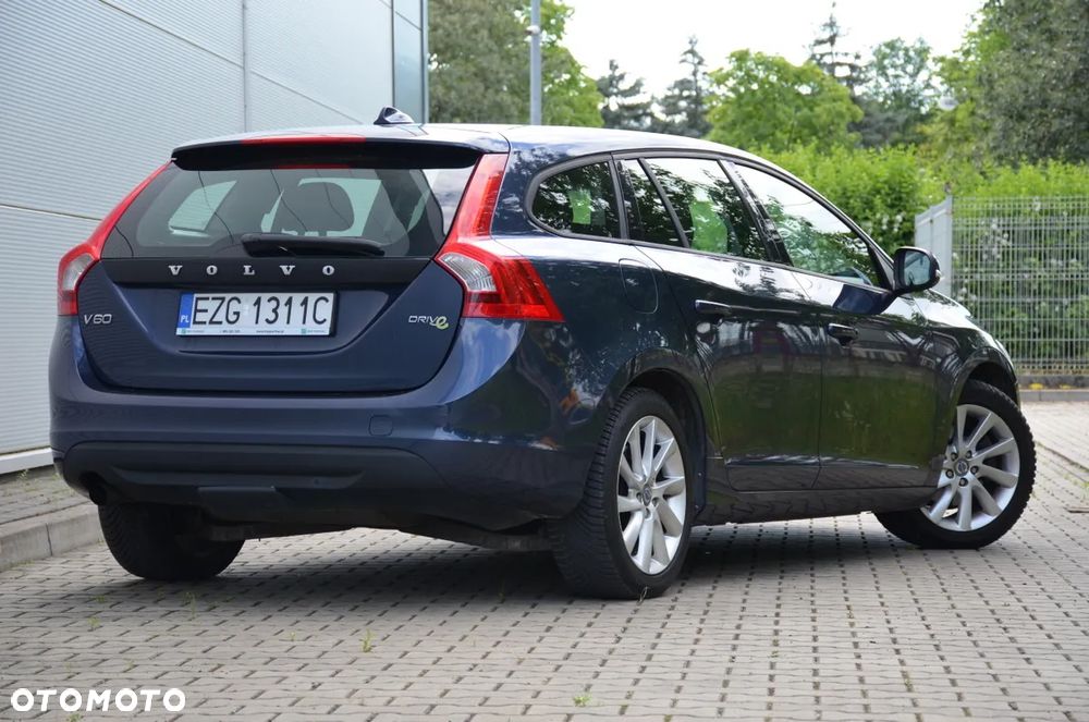 Volvo V60 D2 - 11