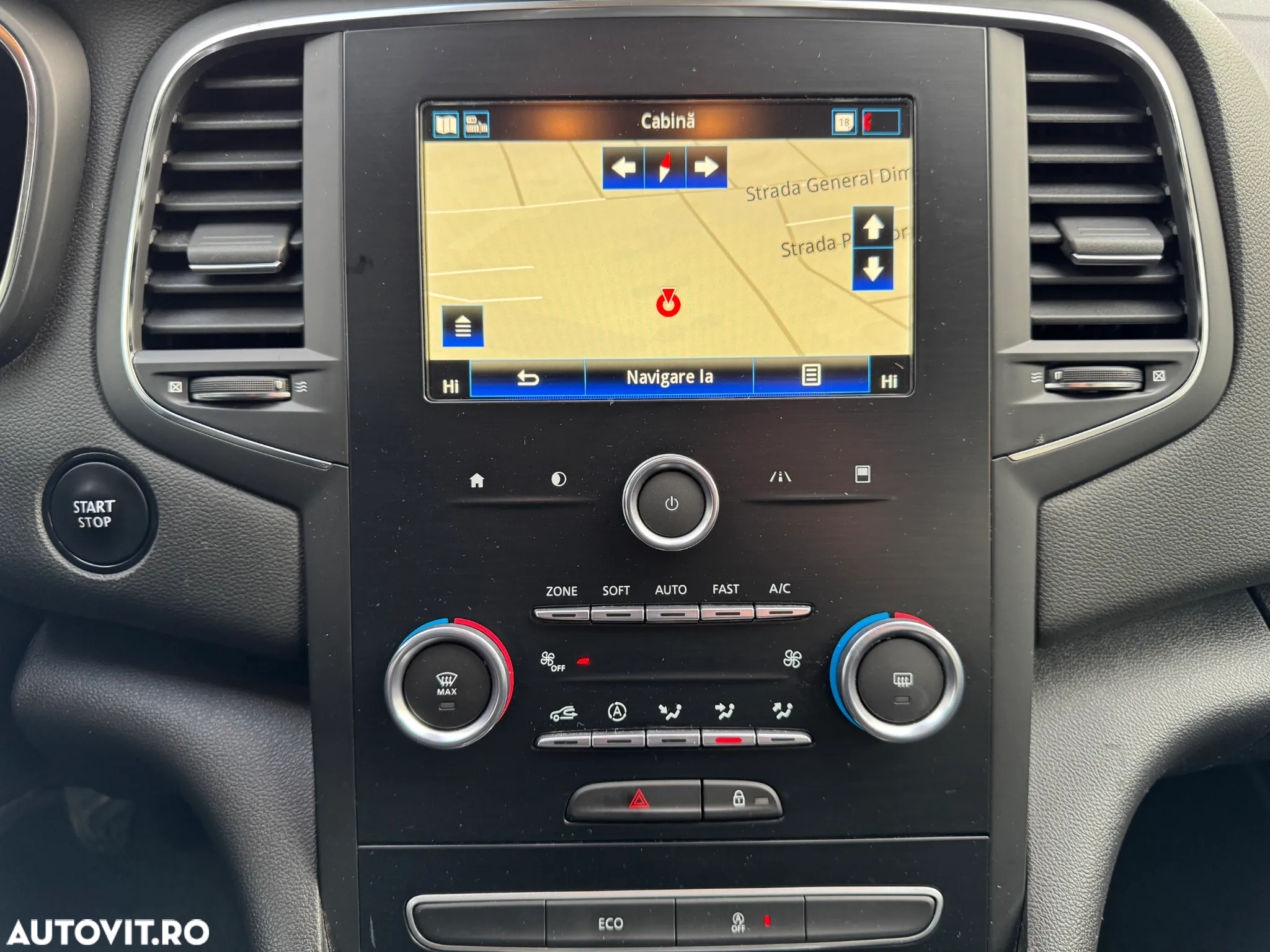 Renault Megane Grandtour BLUE dCi 115 BUSINESS EDITION - 22