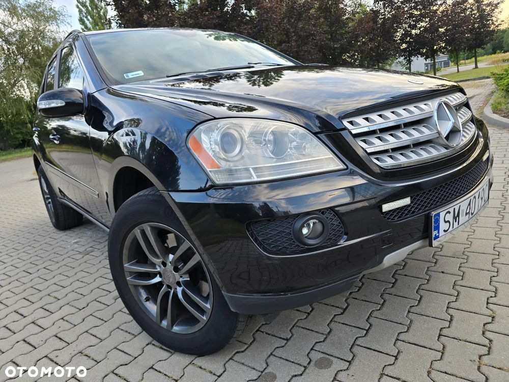 Mercedes-Benz ML 350 4-Matic - 35
