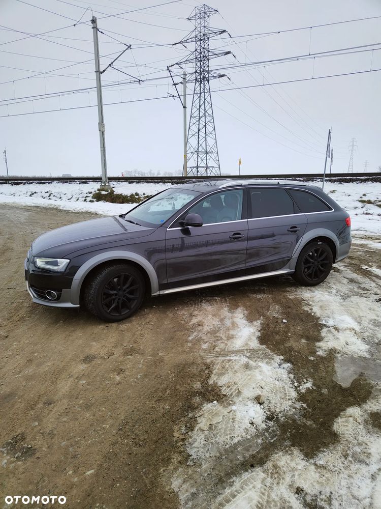 Audi A4 Allroad 2.0 TDI Quattro S tronic - 6