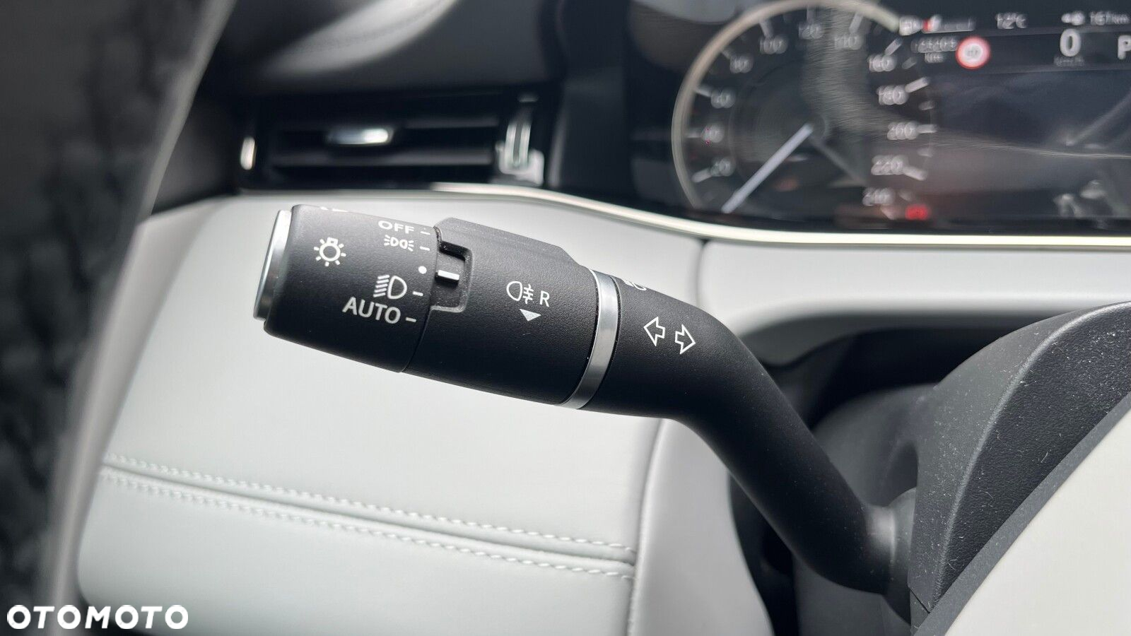 Land Rover Range Rover Evoque - 17