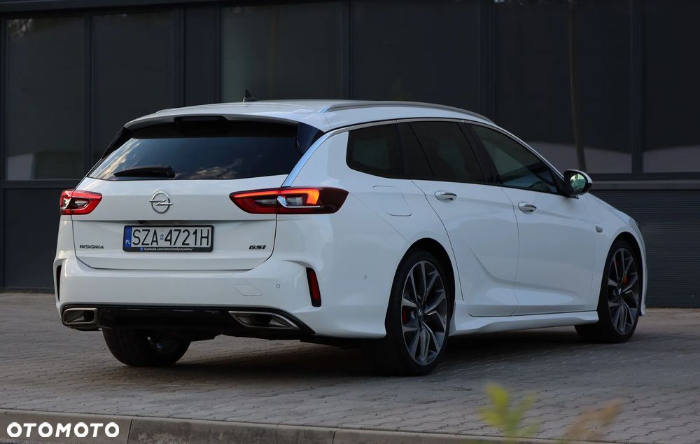 Opel Insignia 2.0 BiTurbo 4x4 GSI - 38