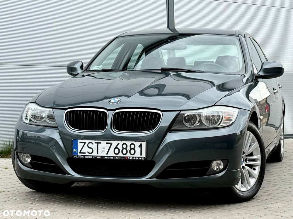 BMW Seria 3 320i Edition Sport - 1