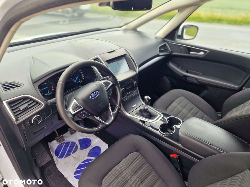 Ford Galaxy 2.0 TDCi Trend - 19