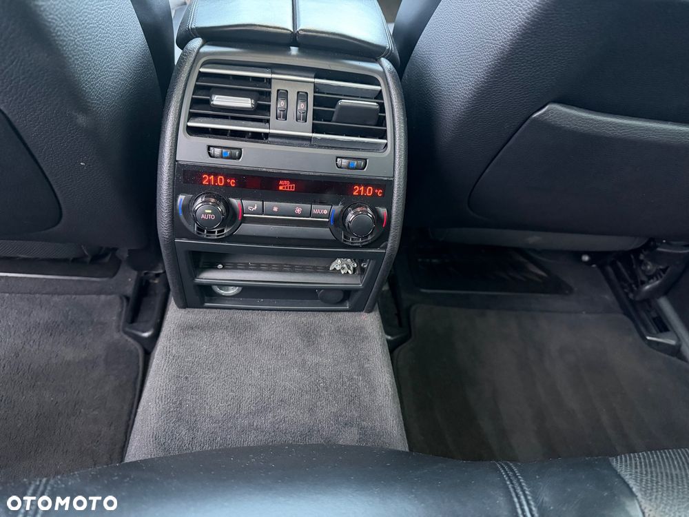 BMW Seria 7 740d xDrive - 19