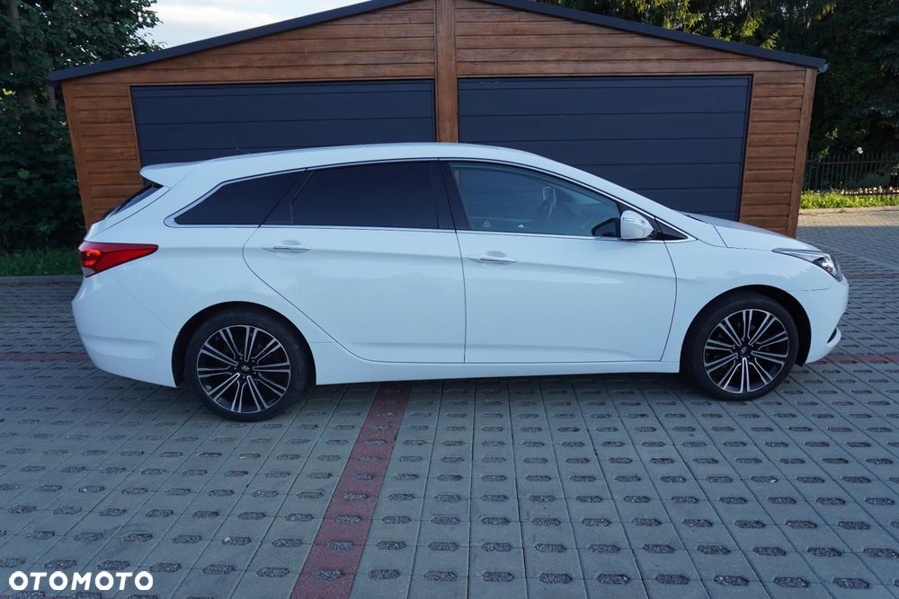 Hyundai i40 Kombi 2.0 Premium - 4