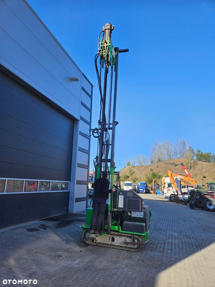 Inny Mazaka 1200 - 2