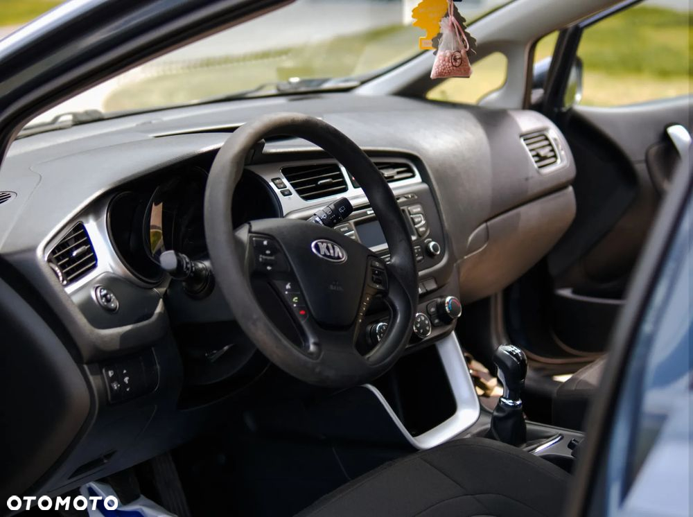 Kia Ceed Cee'd 1.6 CRDi M - 9
