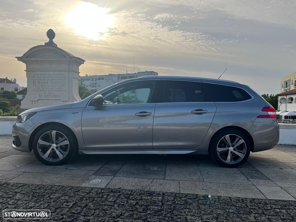 Peugeot 308 SW BlueHDi 130 EAT8 Stop & Start GT Pack - 12