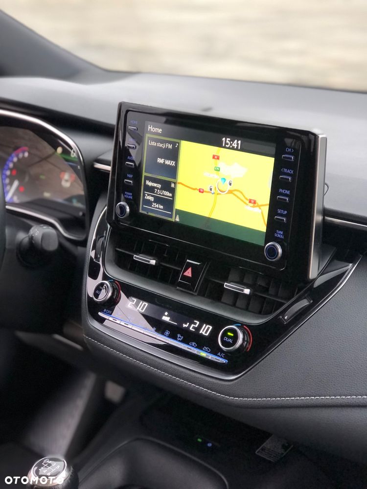 Toyota Corolla 1.2 Turbo Comfort - 25