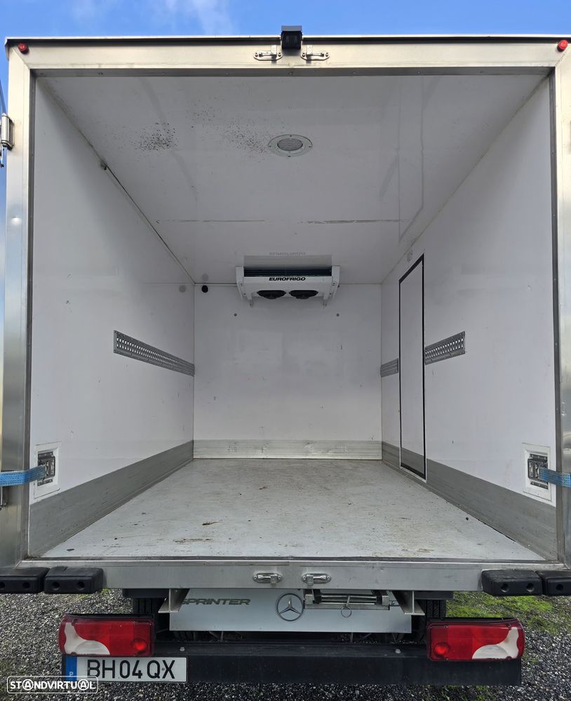 Mercedes-Benz Sprinter 517 - 7