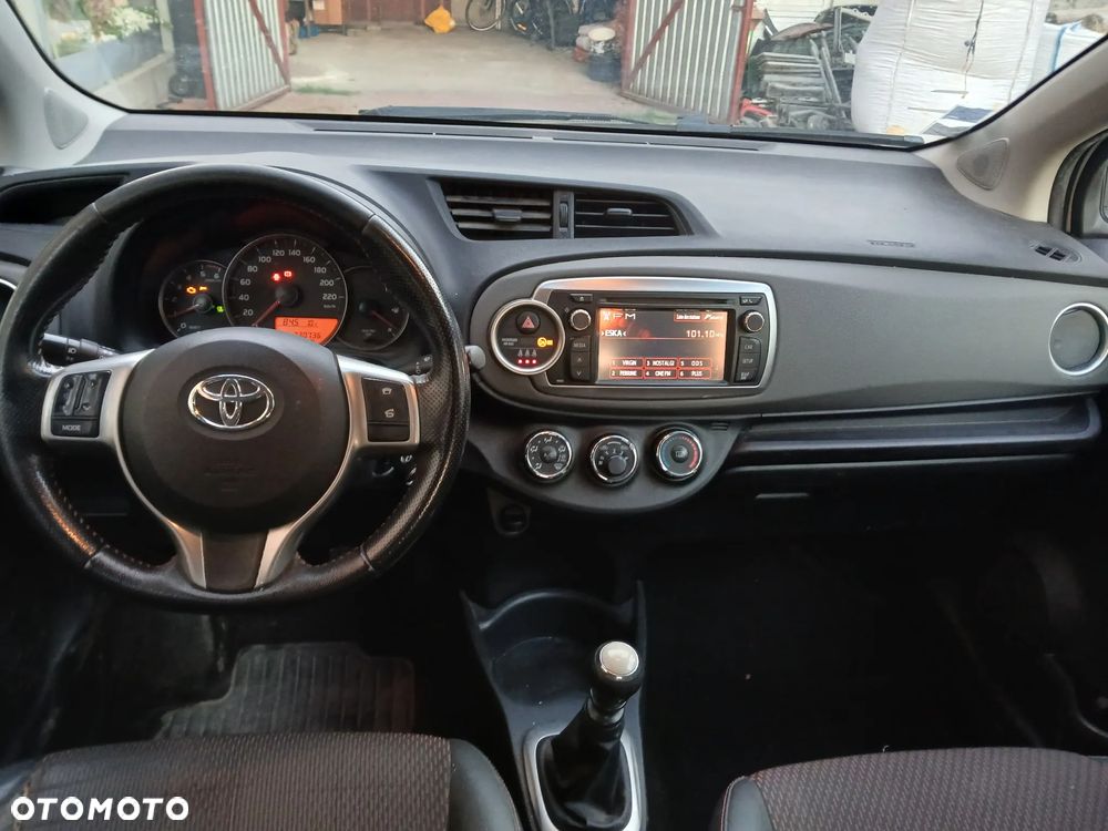 Toyota Yaris 1.4 D-4D Edition-S - 10