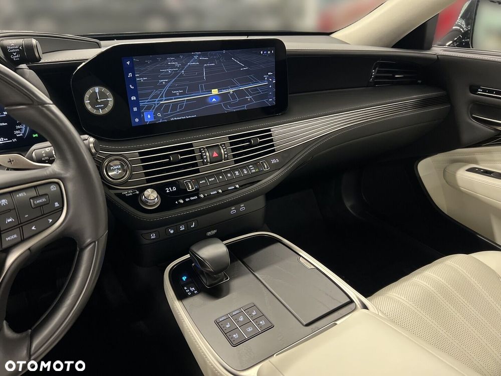 Lexus LS 500h Omotenashi AWD - 35