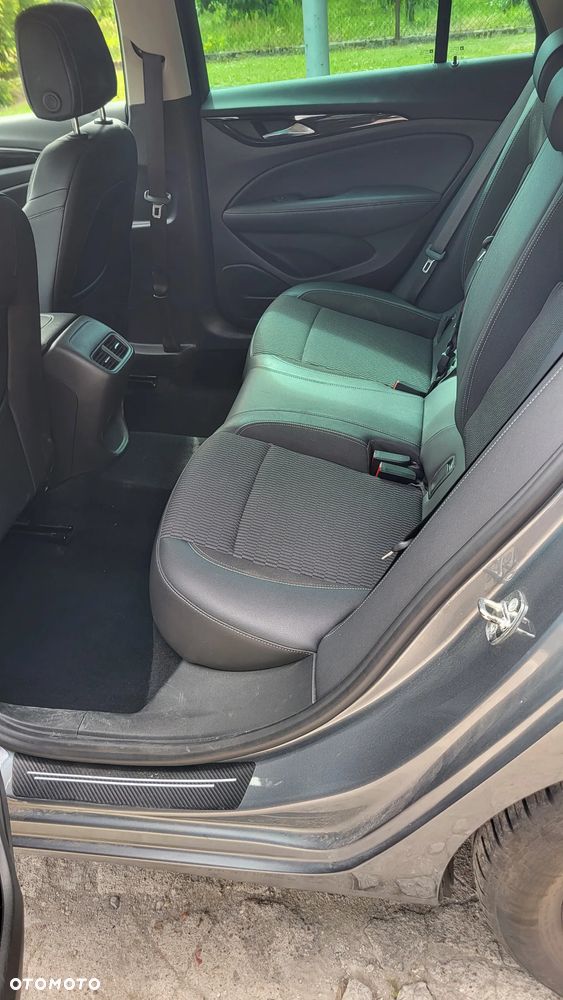 Opel Insignia 1.5 T Elite S&S - 15