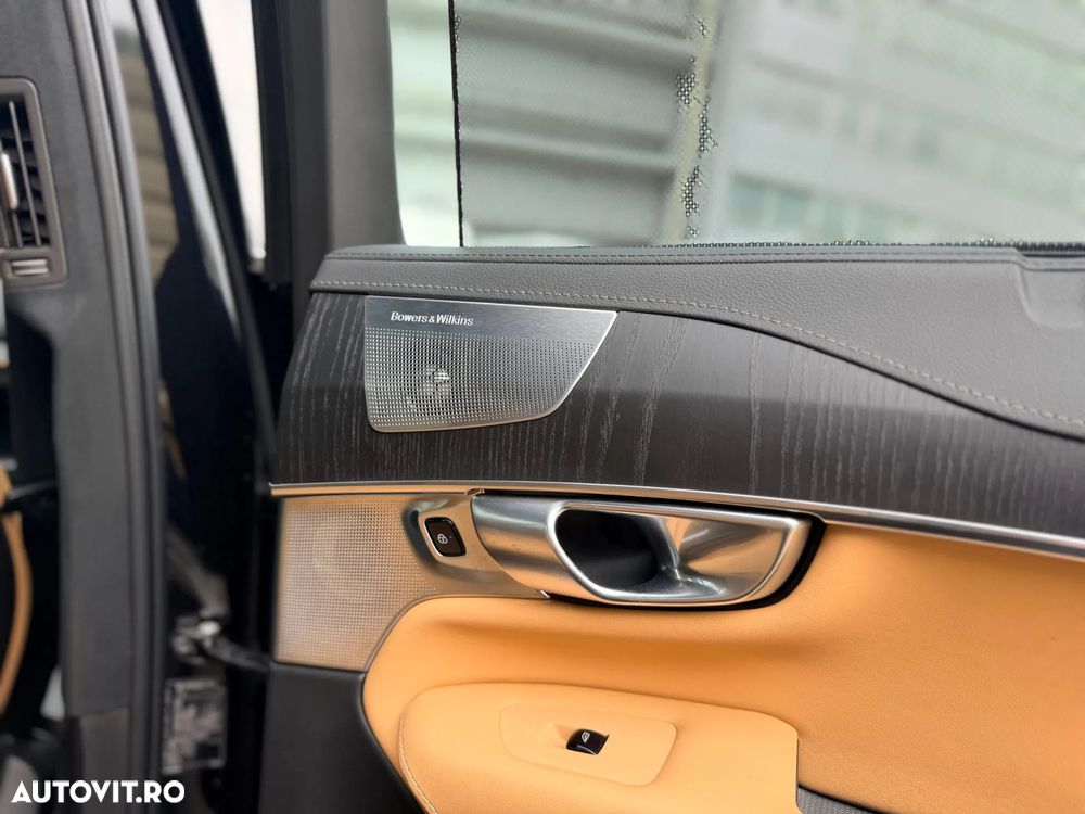 Volvo XC 90 B5 D AWD Ultimate Bright - 27
