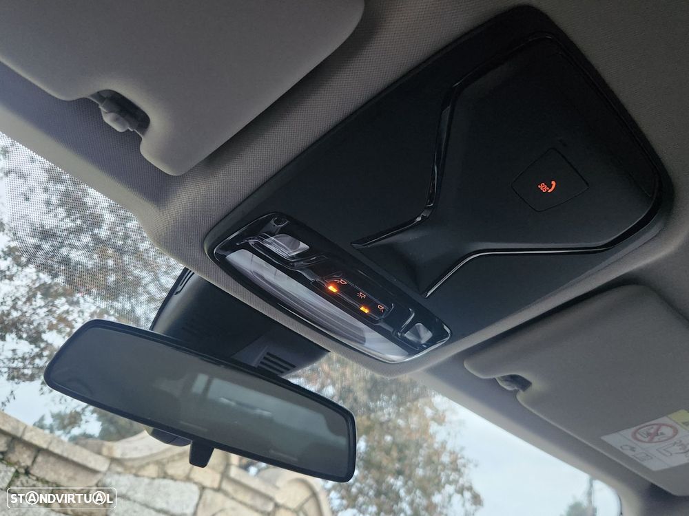 BMW 318 d Touring - 30