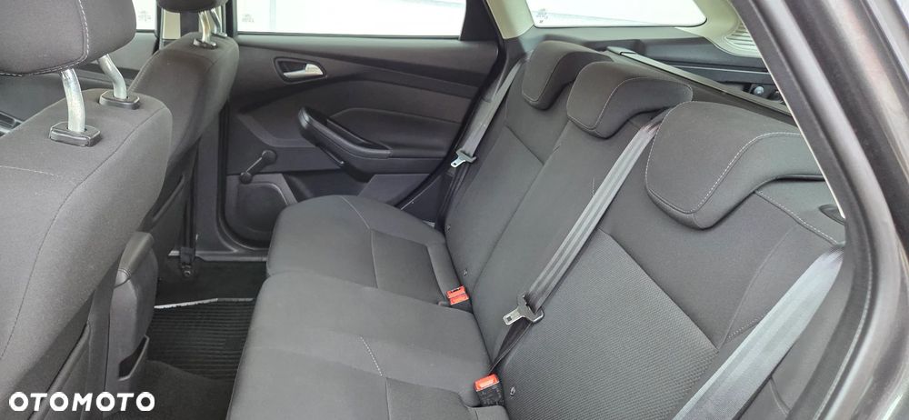 Ford Focus 1.0 EcoBoost Titanium - 39