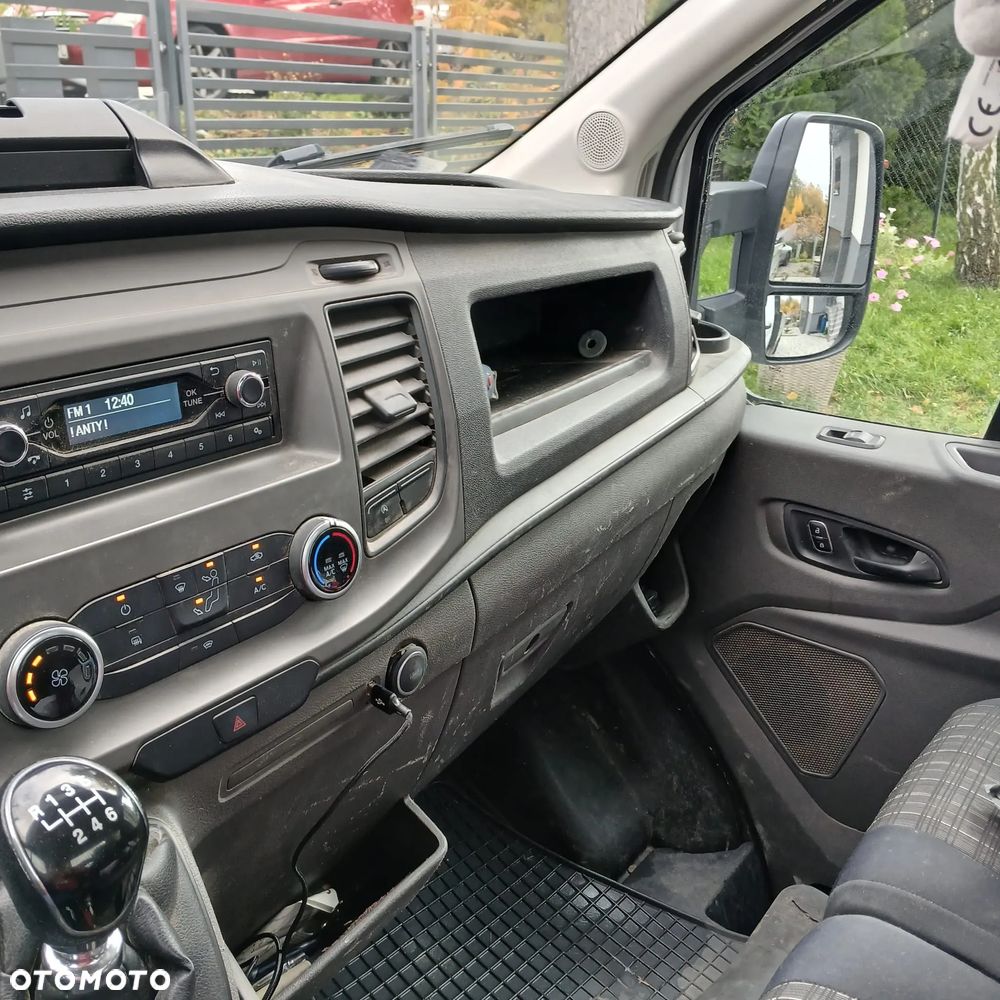 Ford Transit - 6