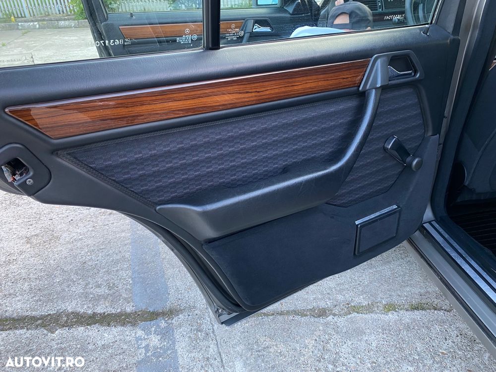 Mercedes-Benz W124 - 37