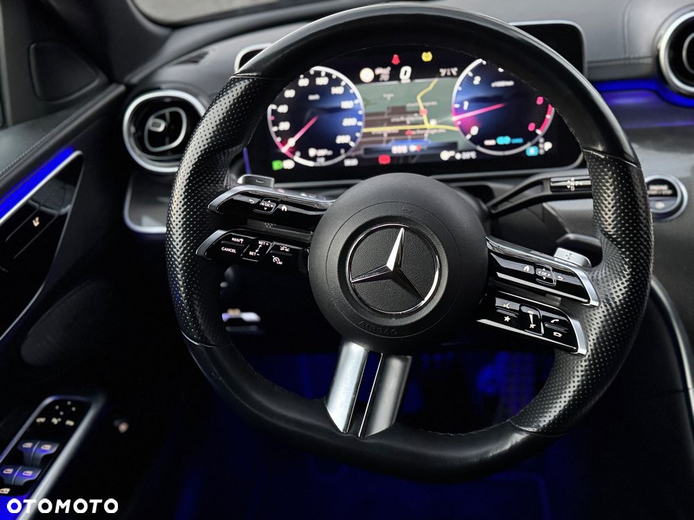 Mercedes-Benz Klasa C 220 d mHEV AMG - 22