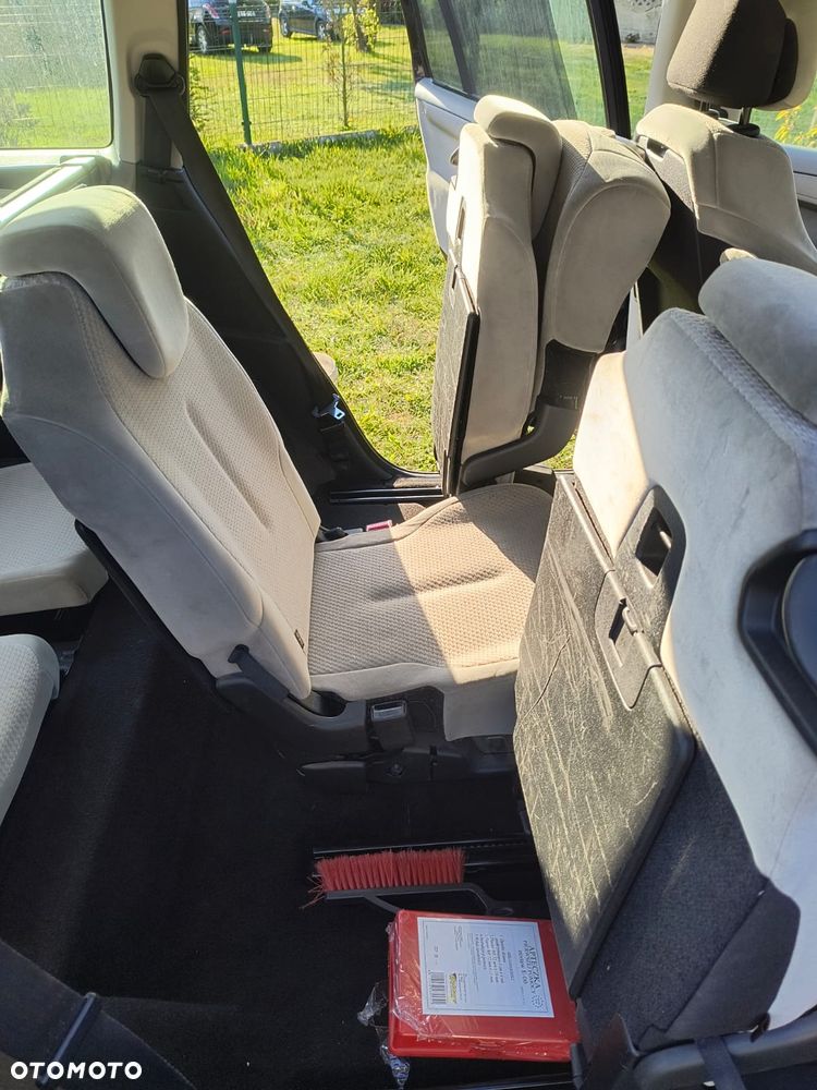 Citroën C4 Grand Picasso 2.0 HDi Impress Exclusive - 4