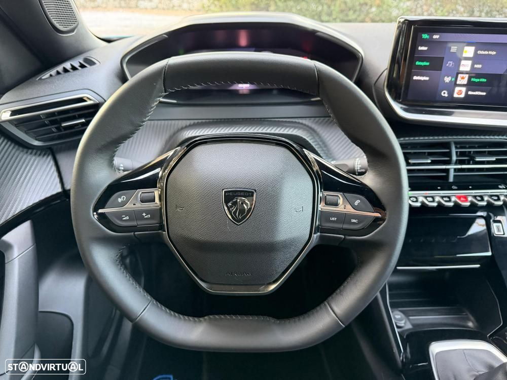 Peugeot 2008 1.2 PureTech Allure Pack - 22
