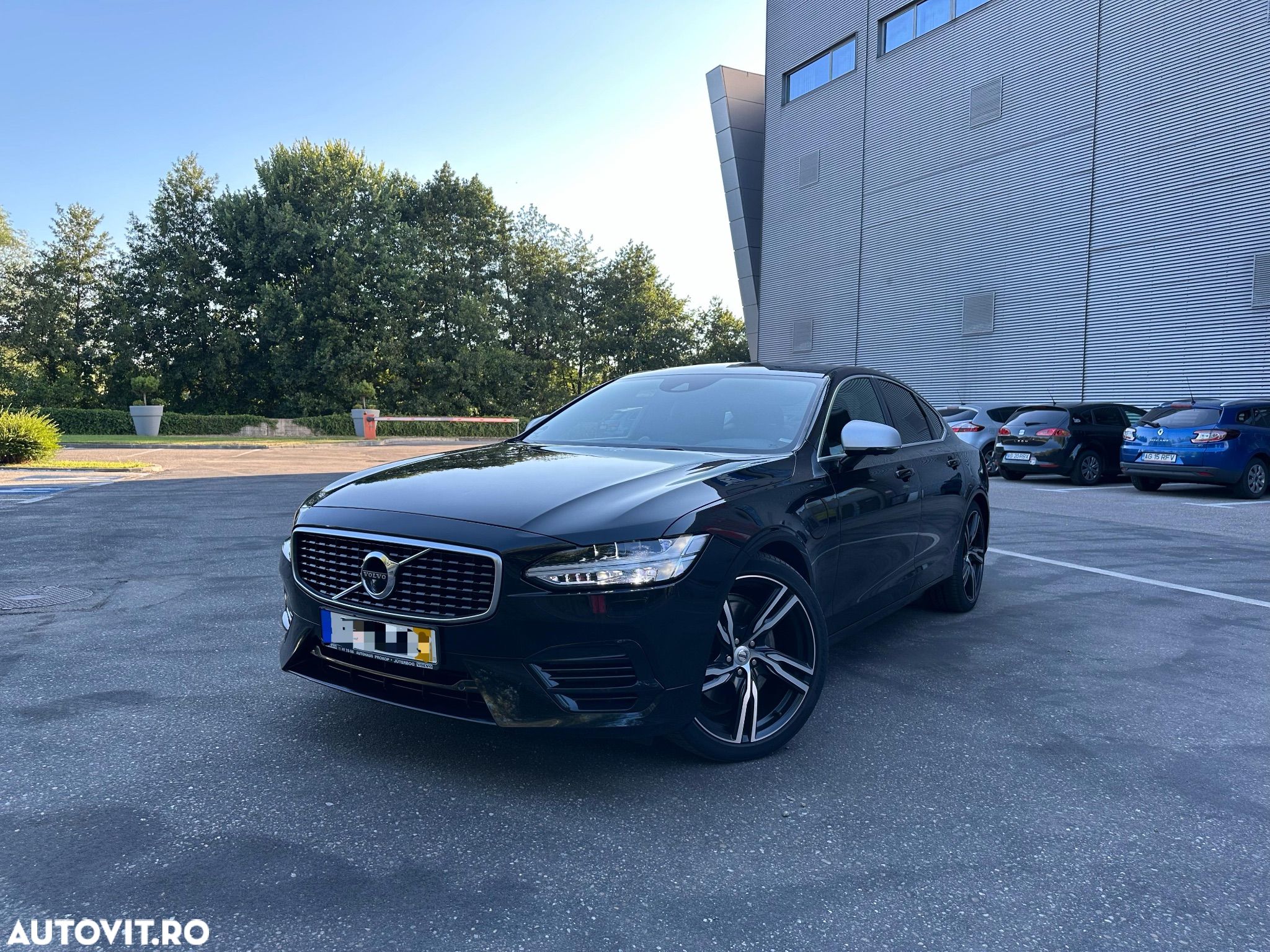 Volvo S90 T8 Twin Engine AWD Geartronic R Design - 1