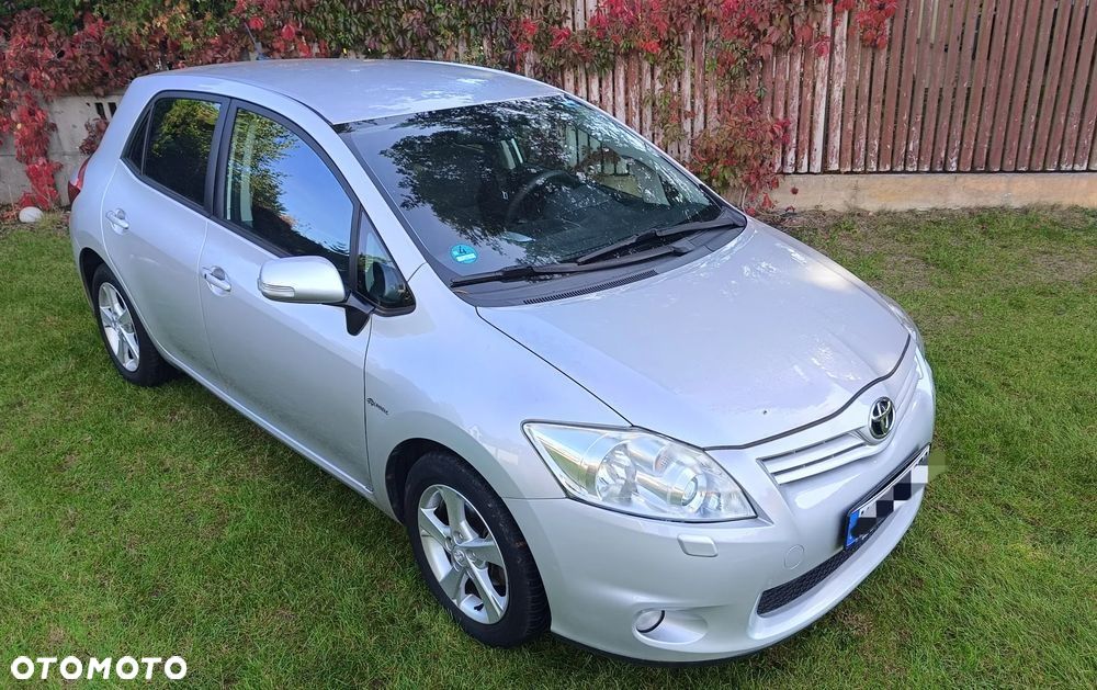 Toyota Auris 1.6 MultiMode Executive - 2