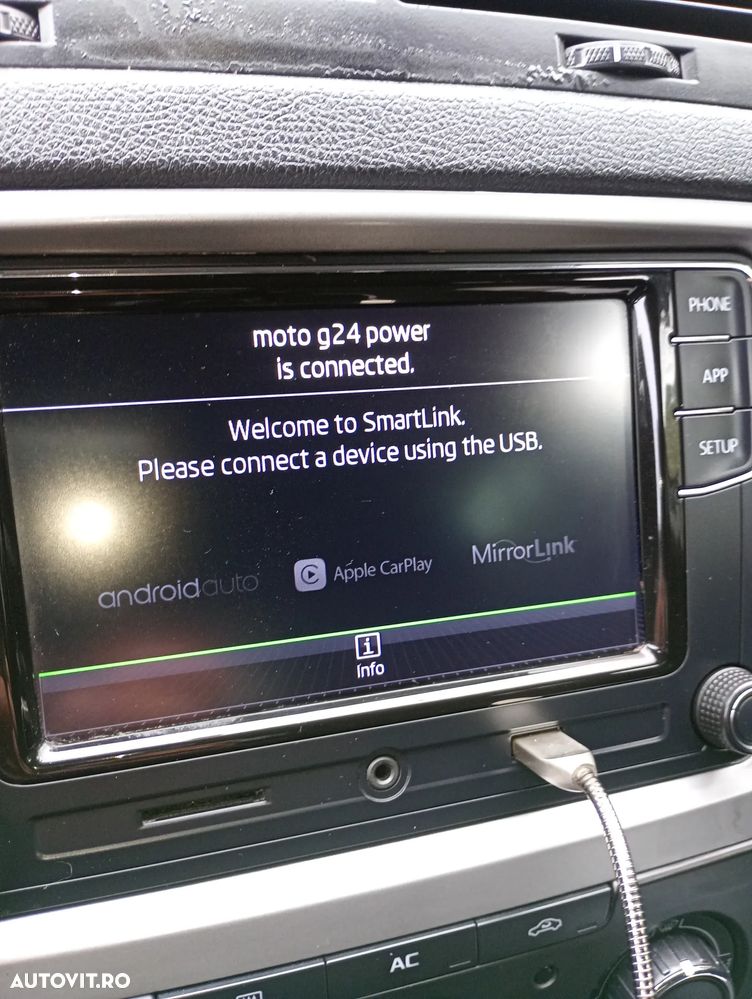 Skoda Octavia 1.6 MPI Ambiente - 14