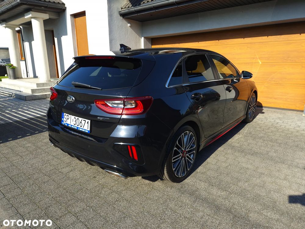 Kia Ceed 1.6 T-GDI GT - 4
