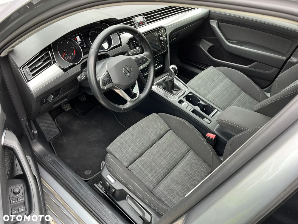 Volkswagen Passat 2.0 TDI EVO Business - 6