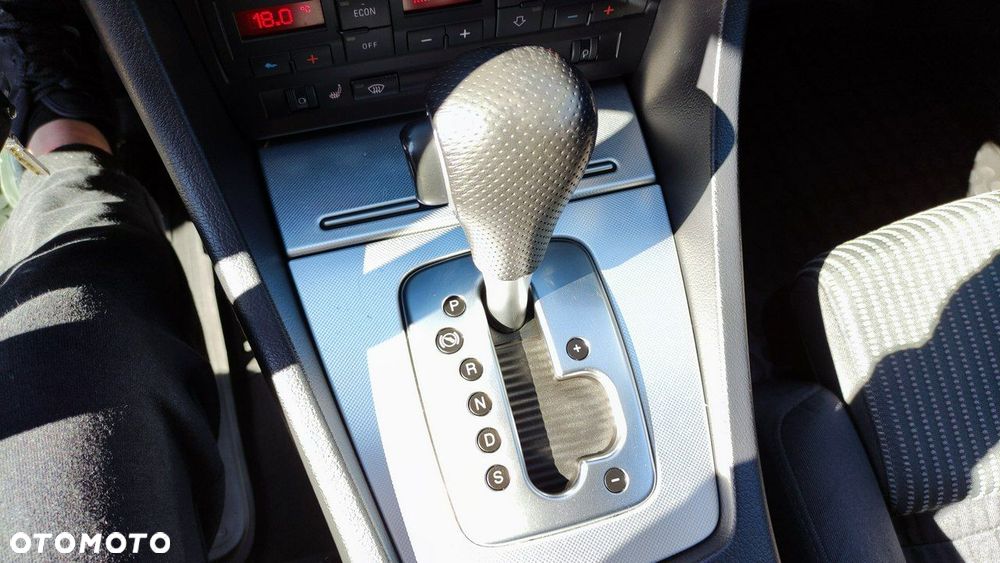 Audi A4 Limousine - 36