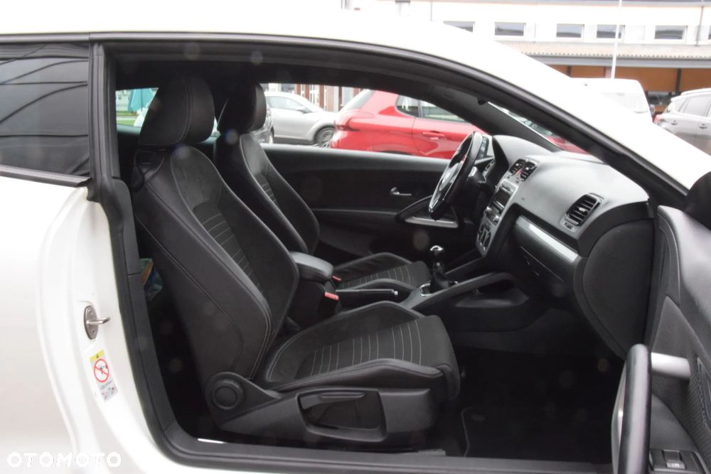 Volkswagen Scirocco 1.4 TSI Edition - 26
