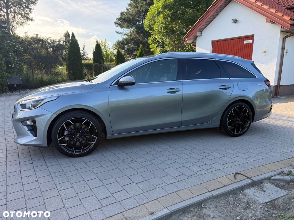 Kia Ceed 1.6 CRDi SCR L Business Line Plus DCT - 12
