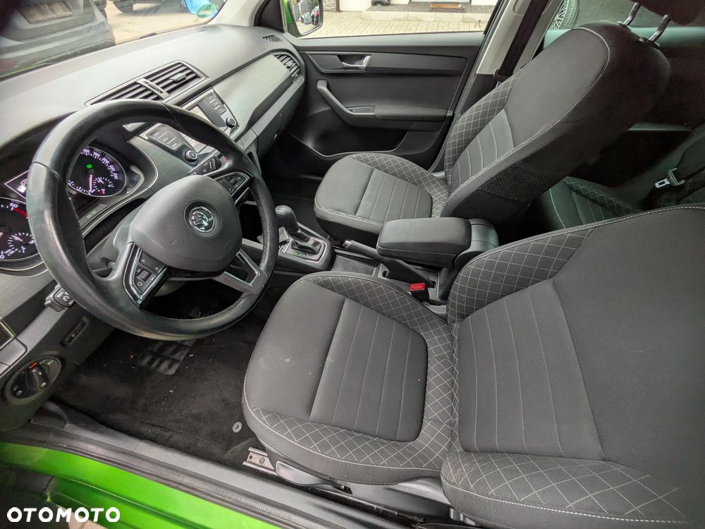 Skoda Fabia - 10