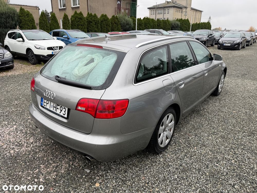 Audi A6 Avant 2.4 - 19