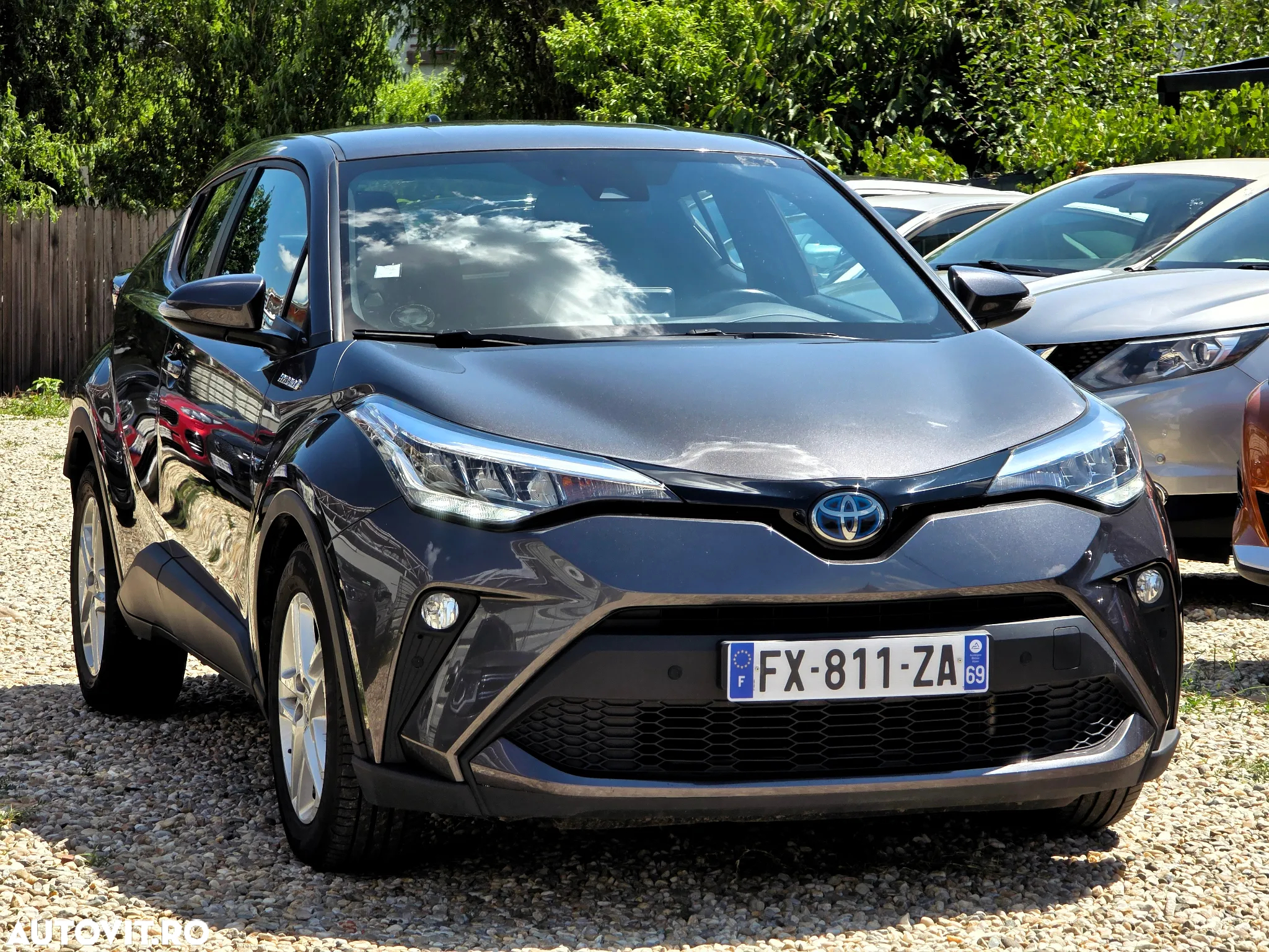 Toyota C-HR 1.8 HSD 4x2 CVT C-lassy LED - 3