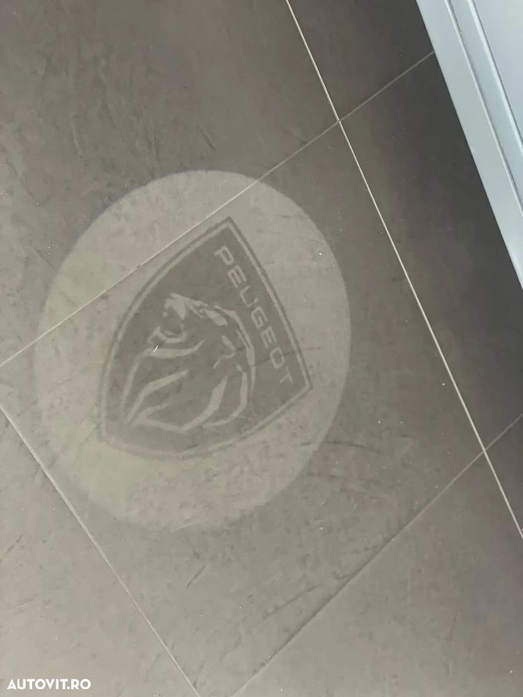 Peugeot 308 1.5L BlueHDI 130 S&S EAT8 GT - 18