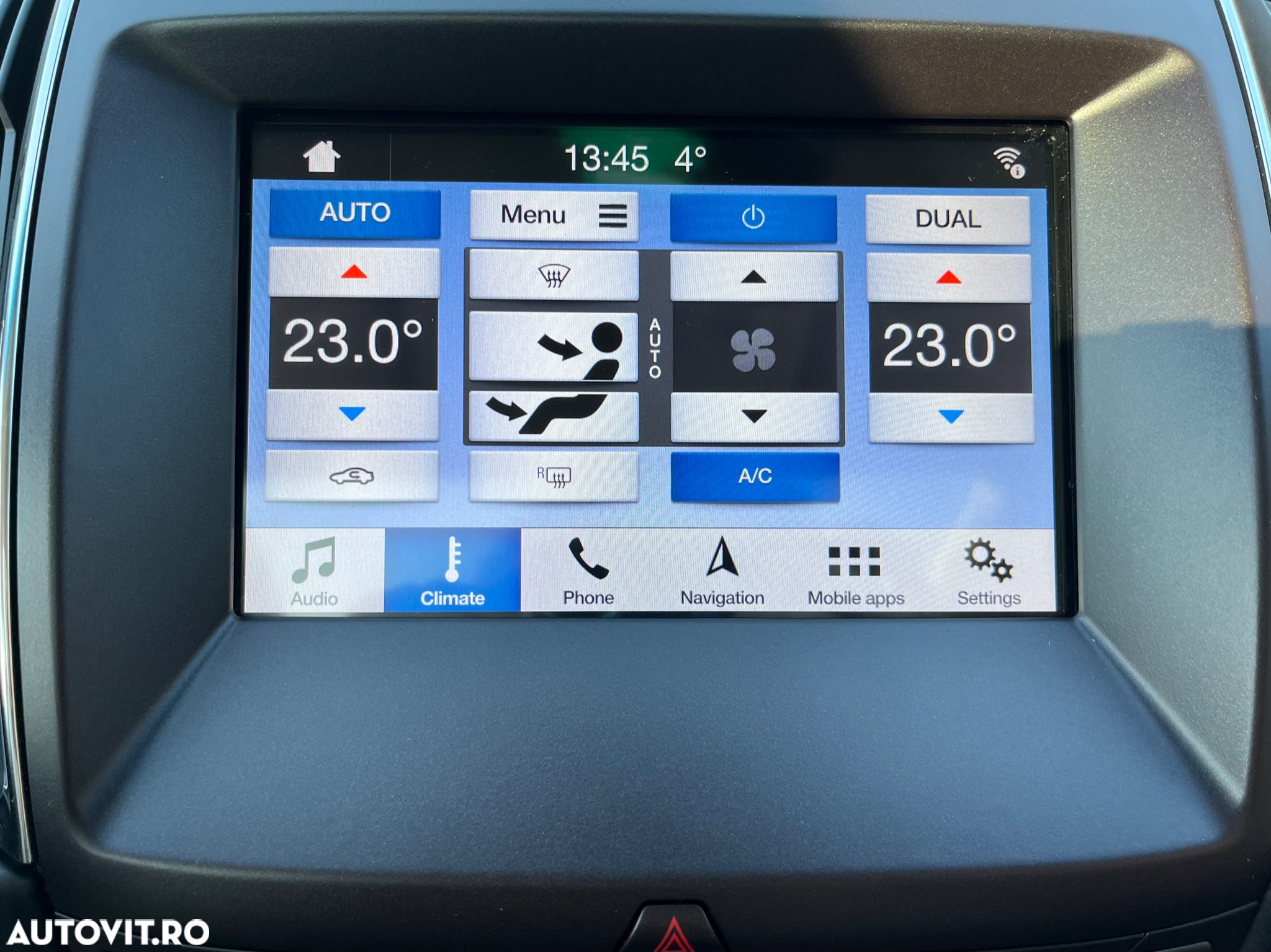 Ford Edge 2.0 Panther A8 AWD Vignale - 30