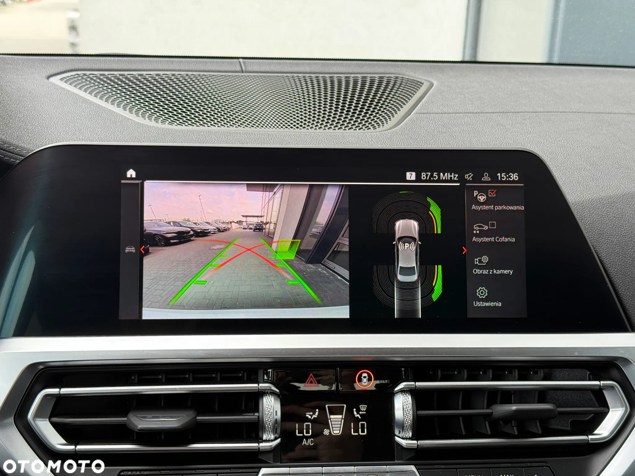 BMW Seria 3 320d xDrive Luxury Line - 29