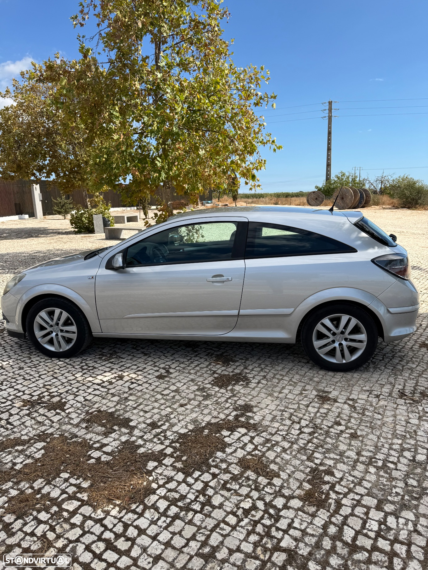 Opel Astra GTC 1.3 CDTi - 7