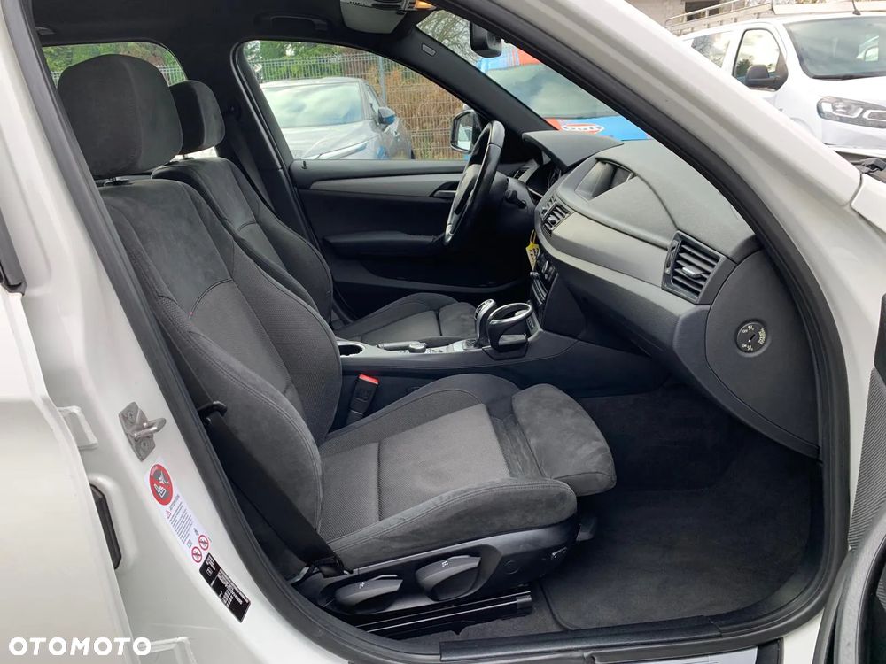 BMW X1 xDrive20d - 14